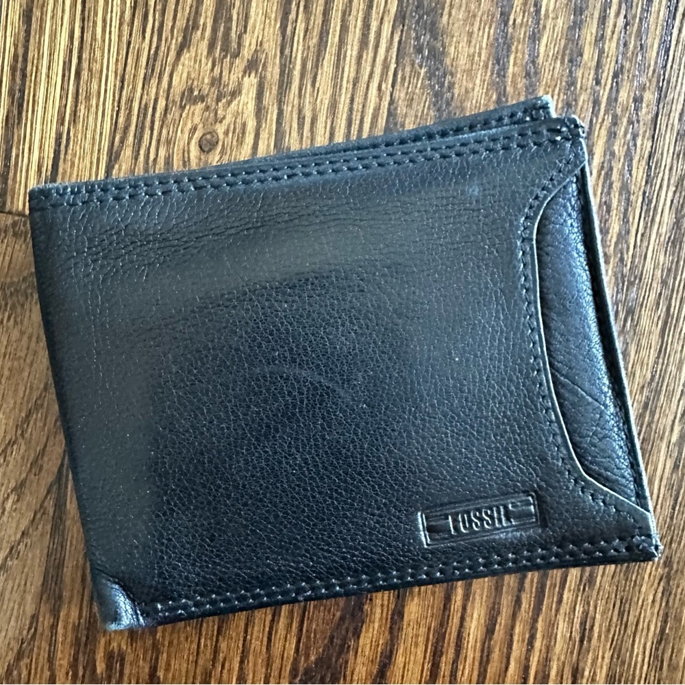 Fossil Black Leather Bifold Wallet Men’s Billfold